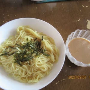 ざるラーメン☆（ごまだれ）